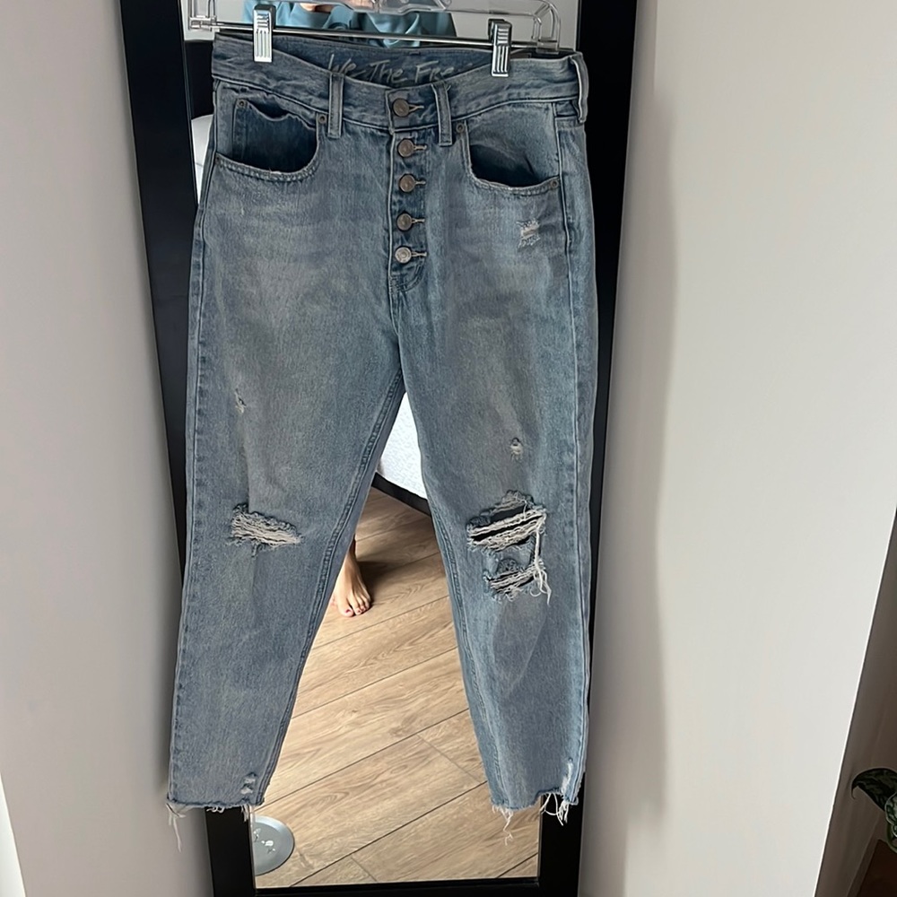 Free people size 27 high waisted light wash jeans